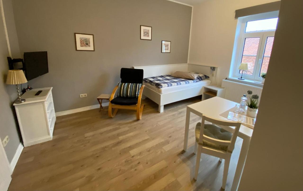 Pension Grunwald Sehnde Buitenkant foto