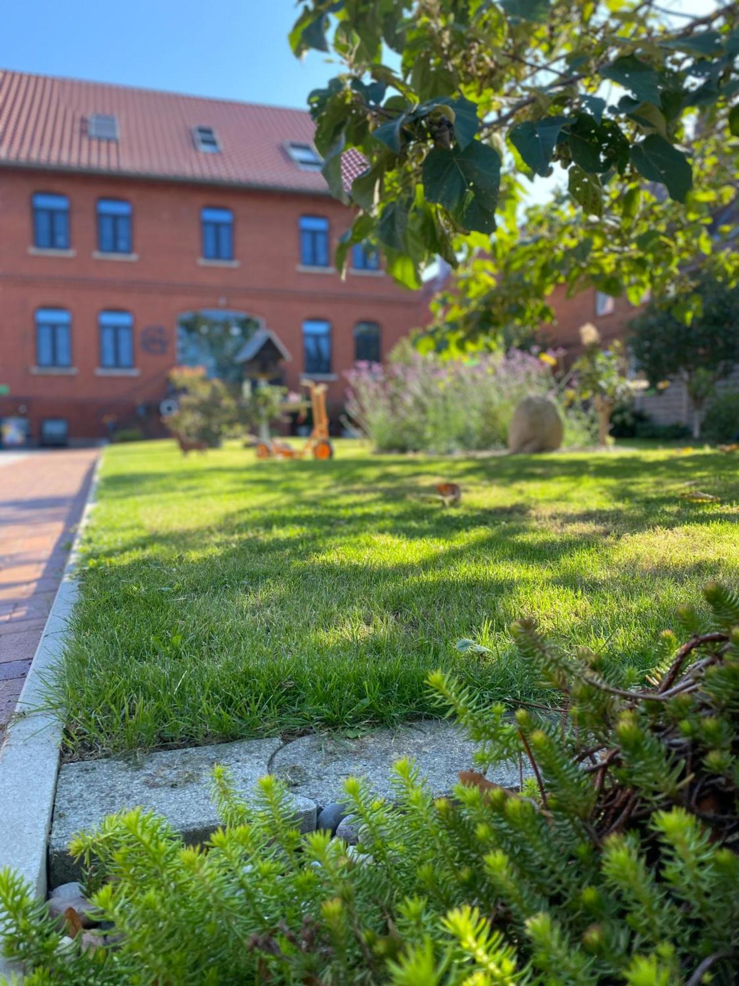 Pension Grunwald Sehnde Buitenkant foto